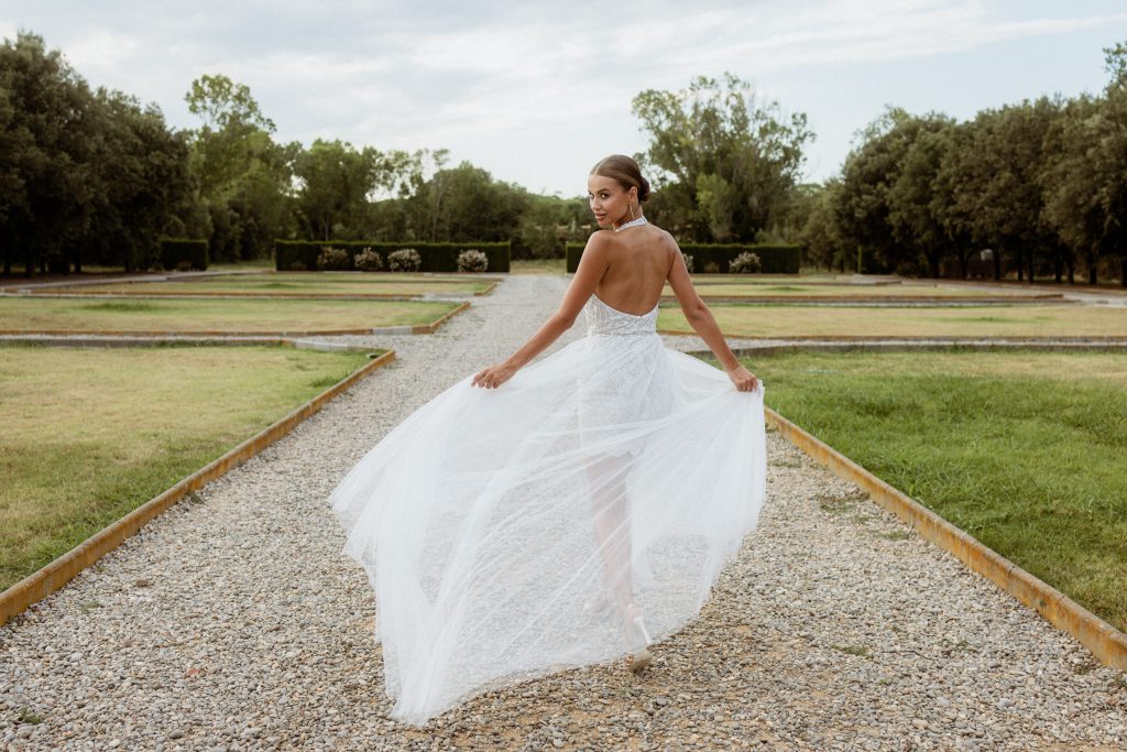 ¿Un vestido de novia o dos? La tendencia de los cambios de look durante el gran día